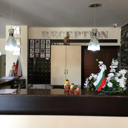 Obzor City Hotel 3* ابزور