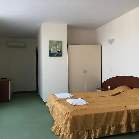 Obzor City Hotel فندق ابزور